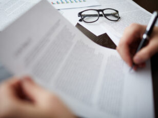 Business objects glasses documents scaled